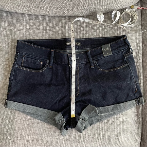 NWT The A&F Low Rise Short - Picture 9 of 9